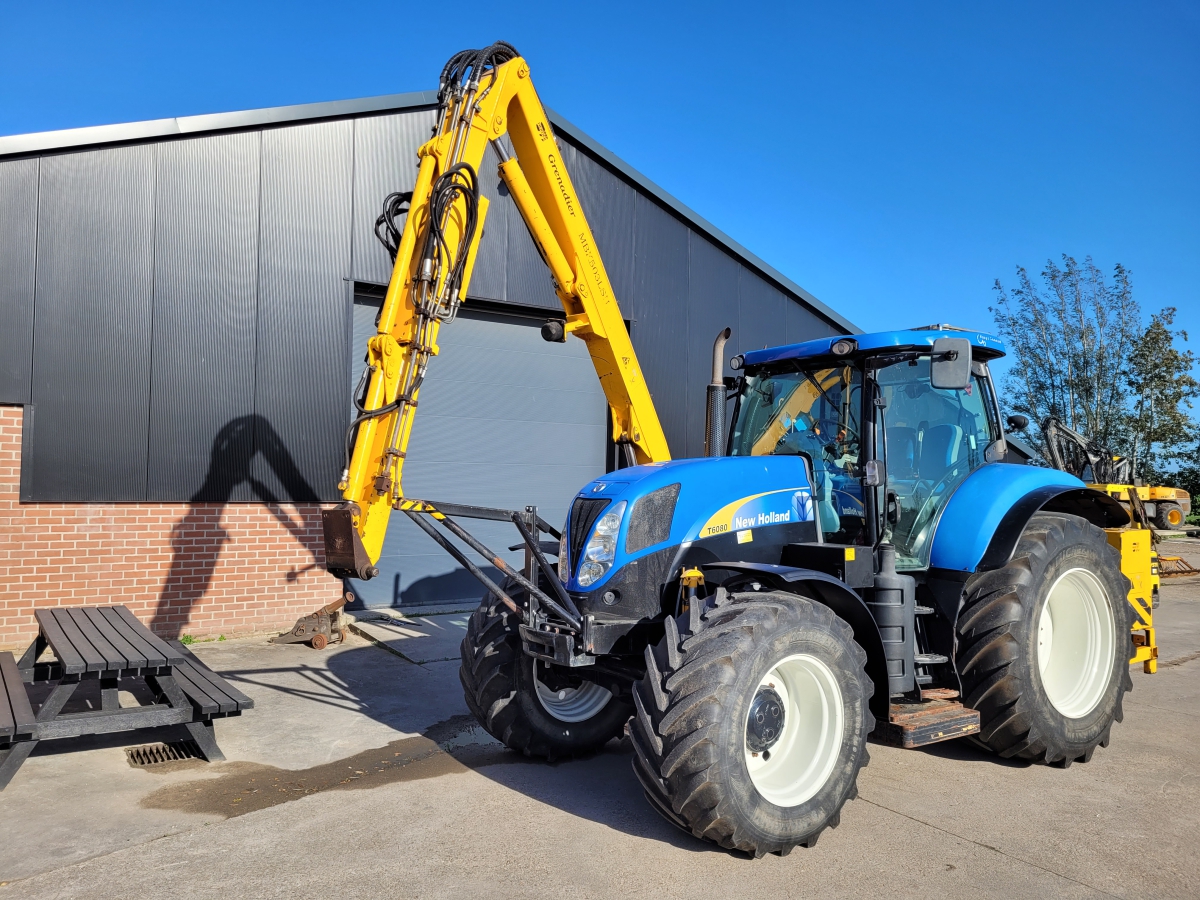 New holland 6080 met herder grenadier mbk 503 lsh