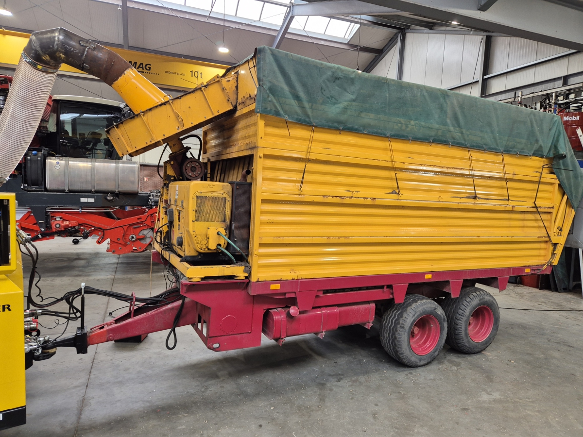 Zuigwagen met eigen moter