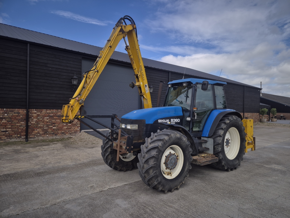 New holland 8360 herder grenadier mbk 135 ls